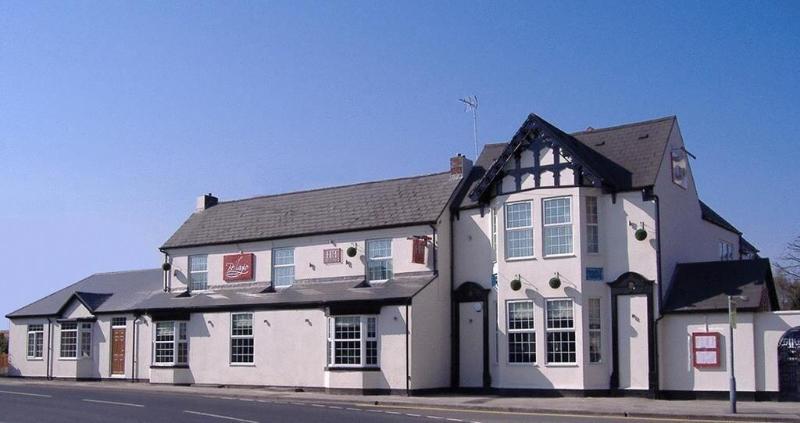 Lucarelli Inn - Genel