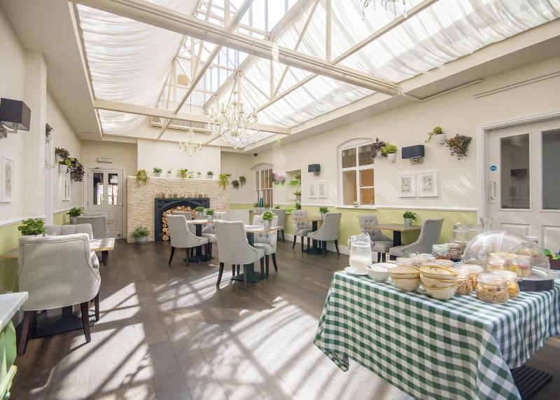 The Highworth Hotel - Lobi