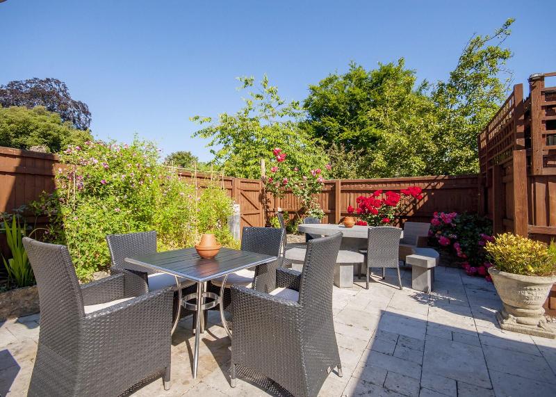 The Highworth Hotel - Genel
