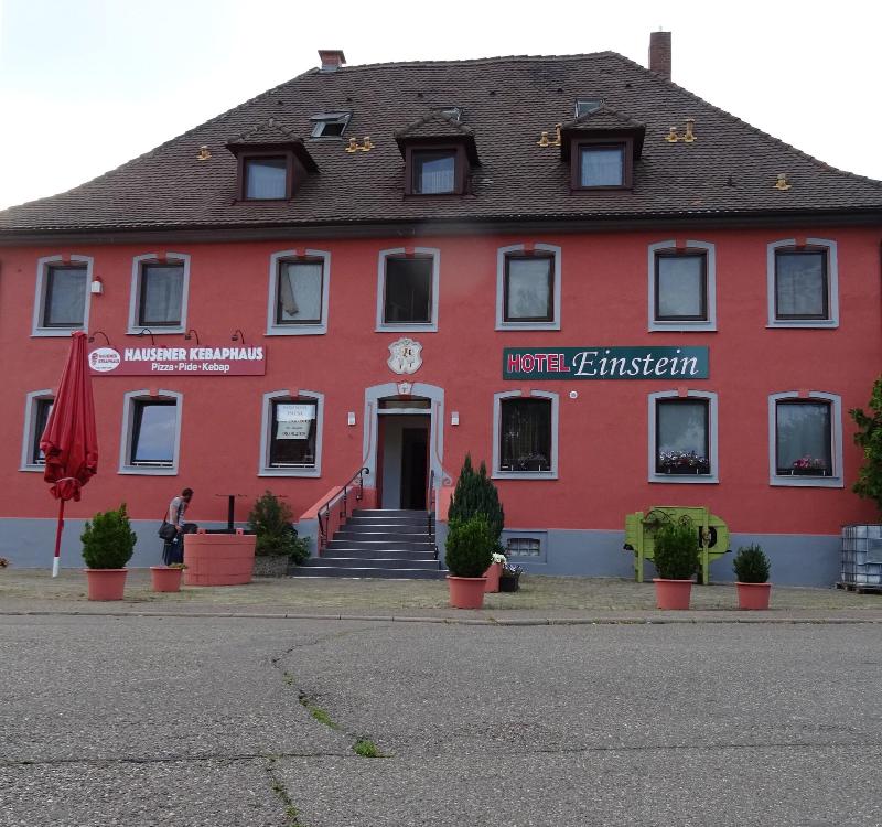 Hotel Einstein - Genel