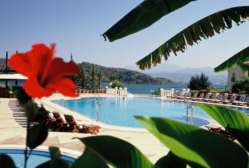 Ece Saray Marina Resort - Havuz