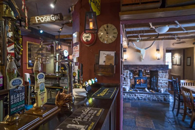 The Peak Hotel - Bar
