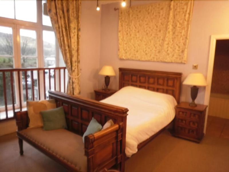 The Peak Hotel - Oda