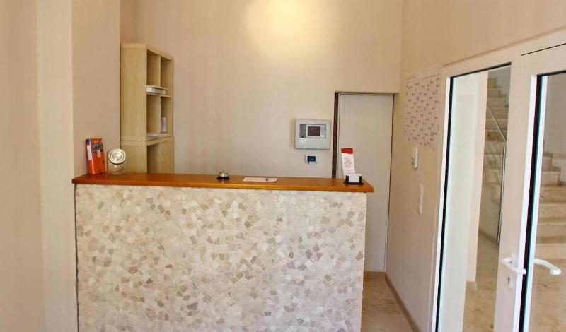 Hotel Gemini - Lobi