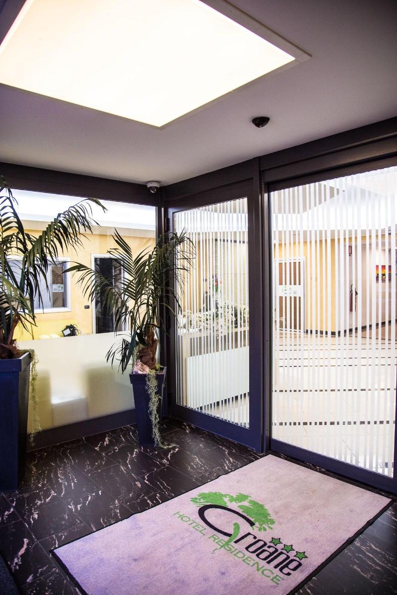 Groane Hotel Residence - Lobi