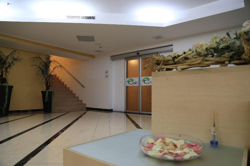 Groane Hotel Residence - Lobi