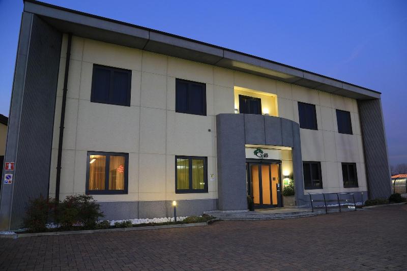 Groane Hotel Residence - Genel