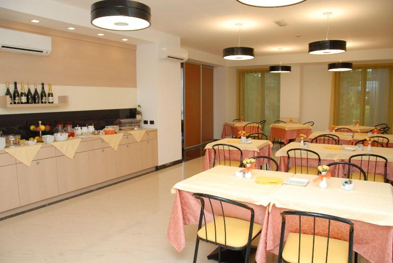Groane Hotel Residence - Restoran