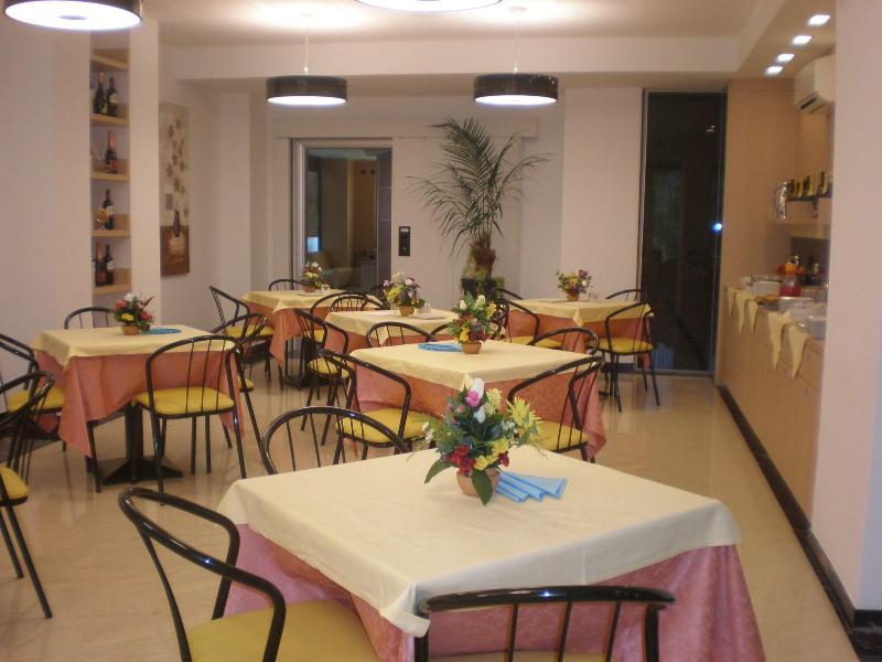 Groane Hotel Residence - Restoran