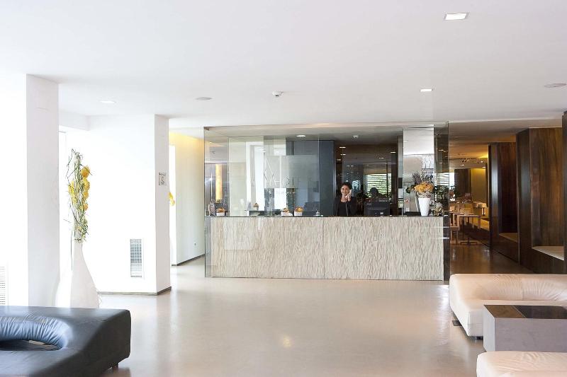 Hotel Horizon - Lobi
