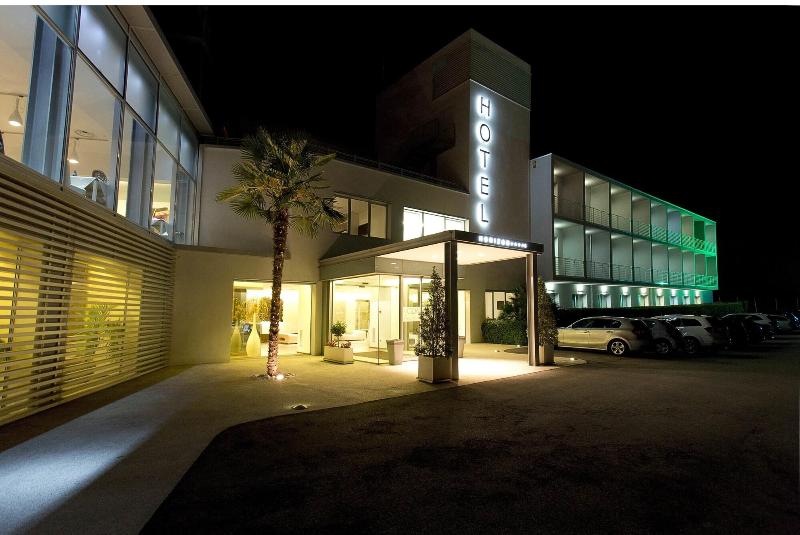 Hotel Horizon - Genel