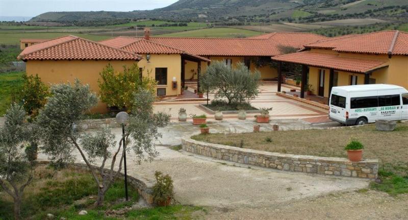Hotel Su Nuraxi - Genel