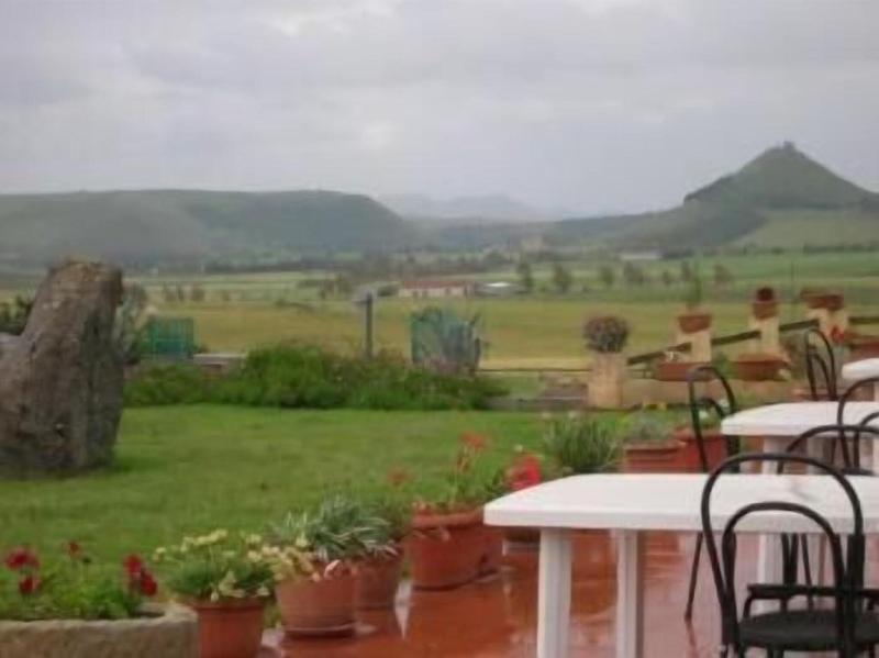 Hotel Su Nuraxi - Genel