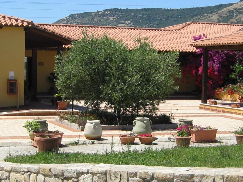 Hotel Su Nuraxi - Genel