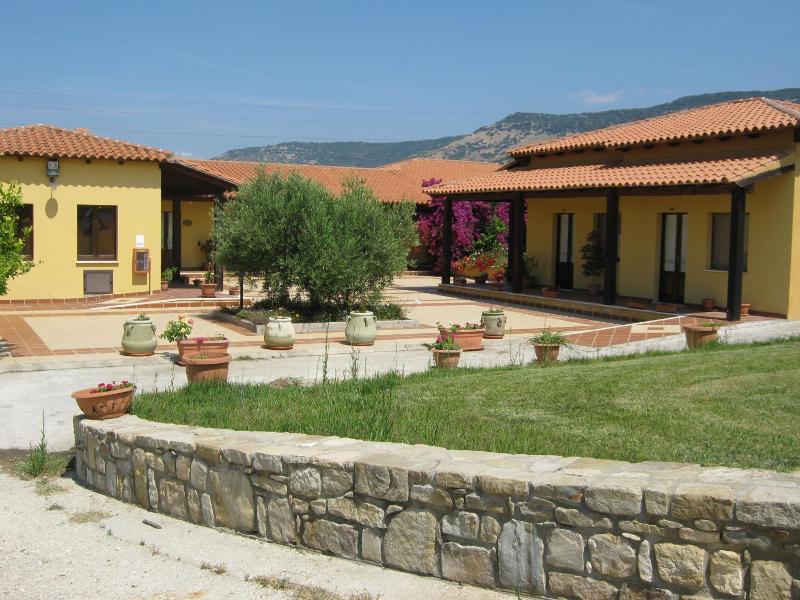 Hotel Su Nuraxi - Genel