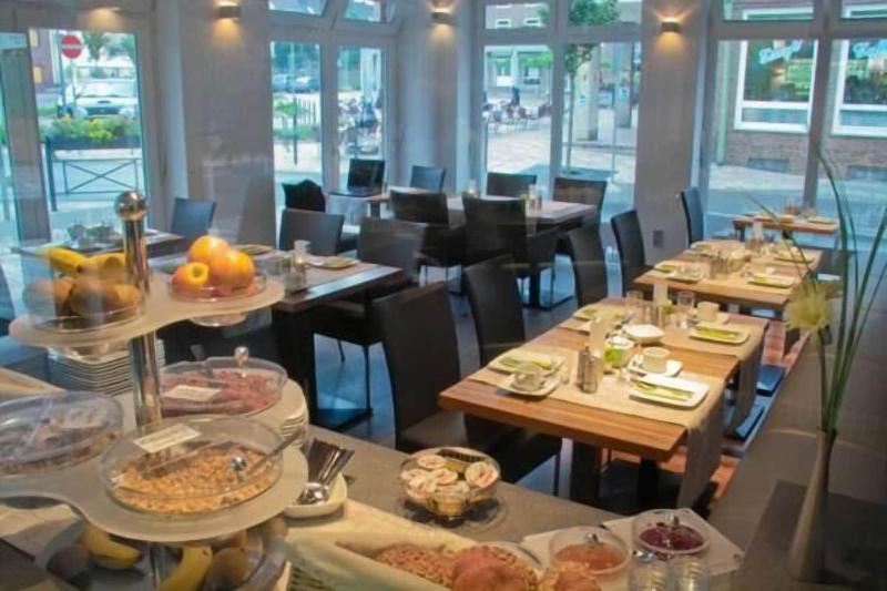 Hib Hotel In Baesweiler - Restoran