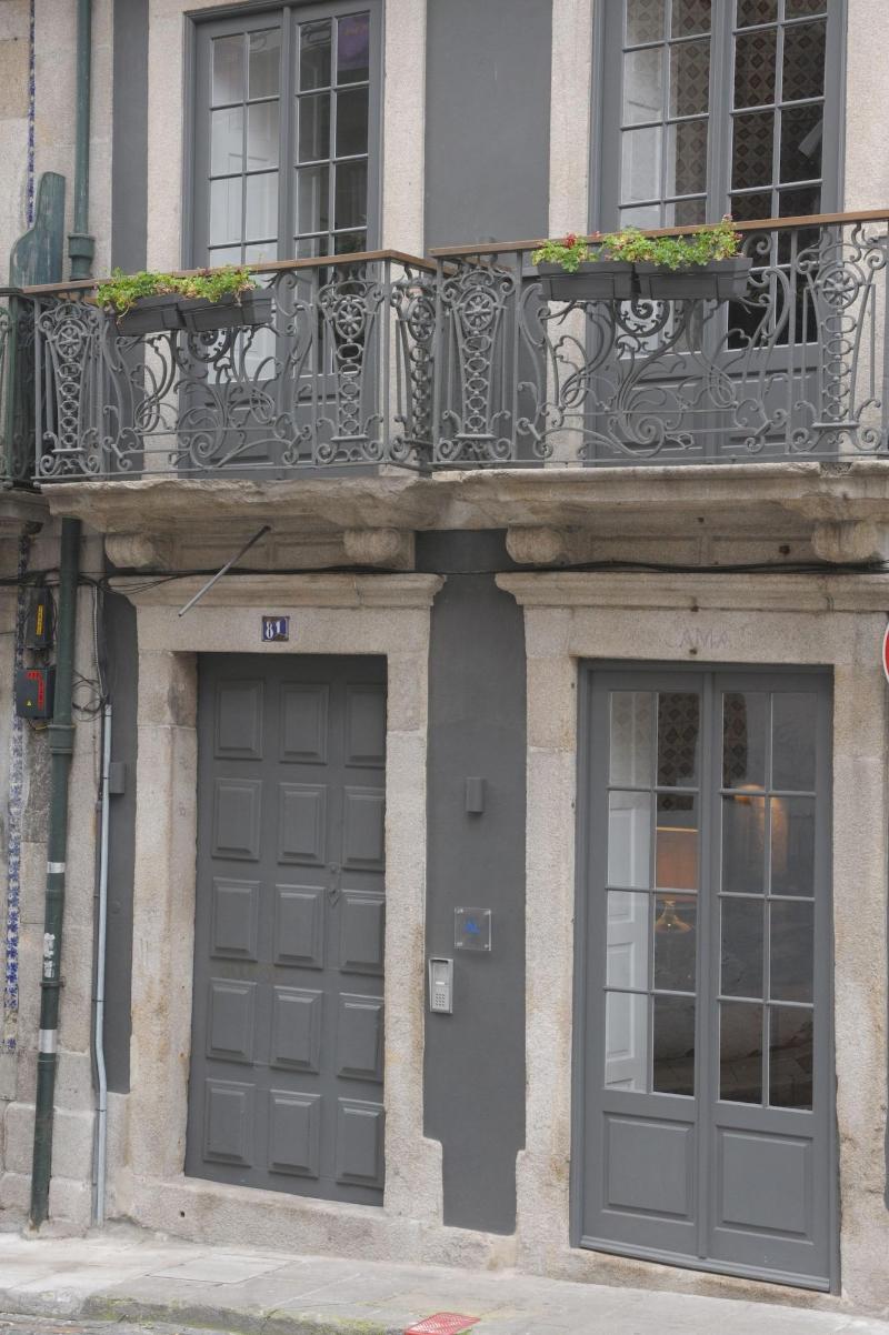 Mo House - Genel
