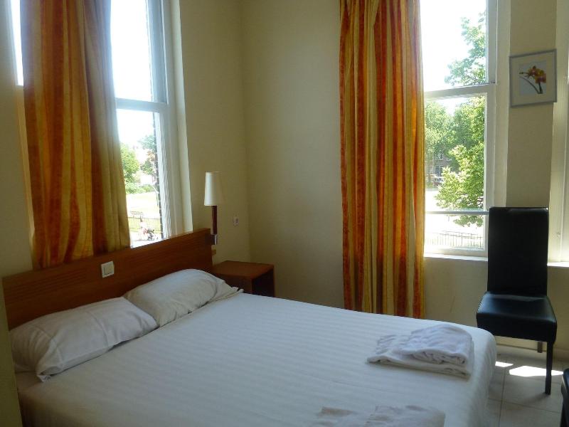 Hotel Isis - Oda