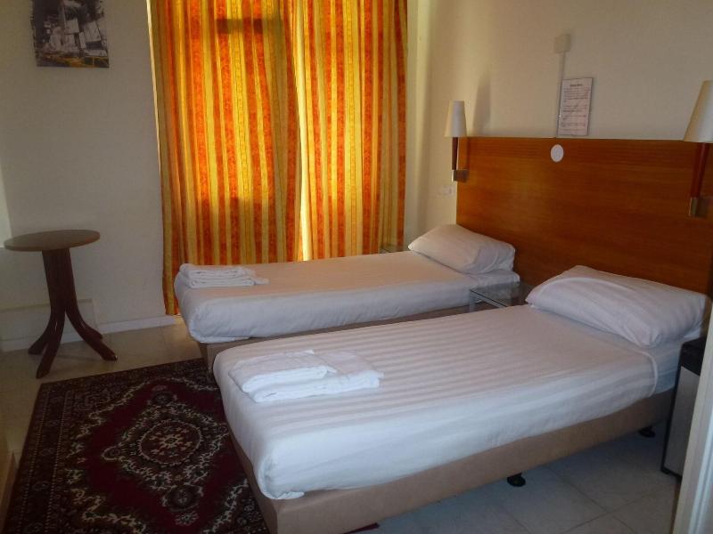 Hotel Isis - Oda