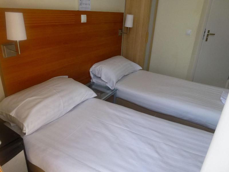 Hotel Isis - Oda