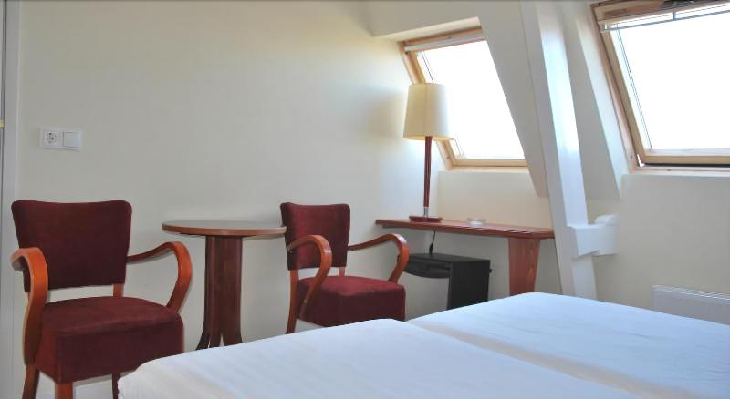 Hotel Isis - Oda