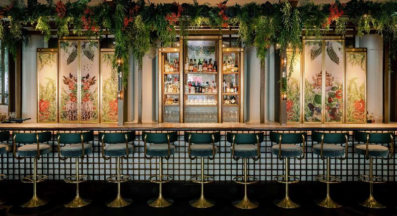 The Trafalgar St. James London, Curio Collection - Bar