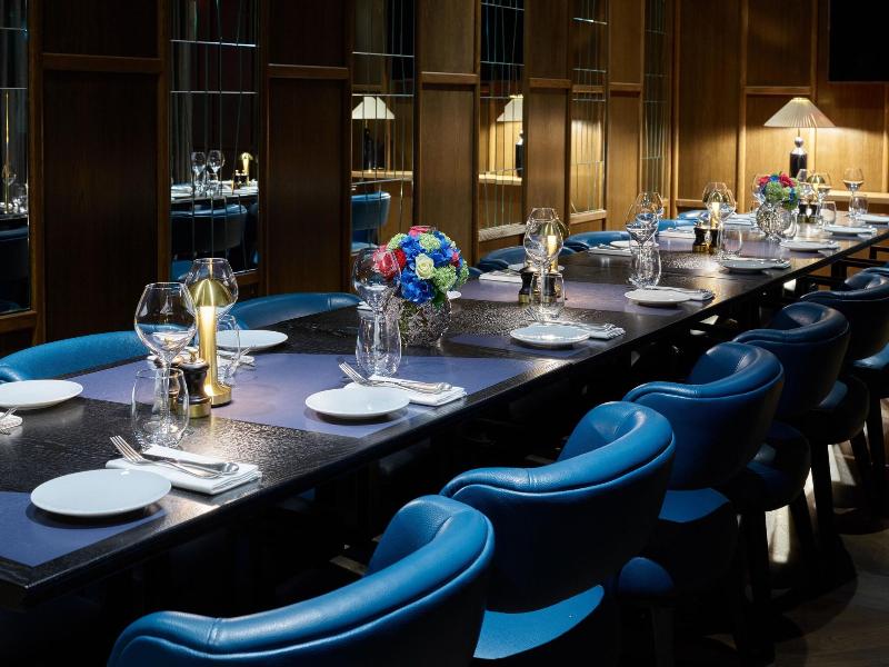 The Trafalgar St. James London, Curio Collection - Toplantı