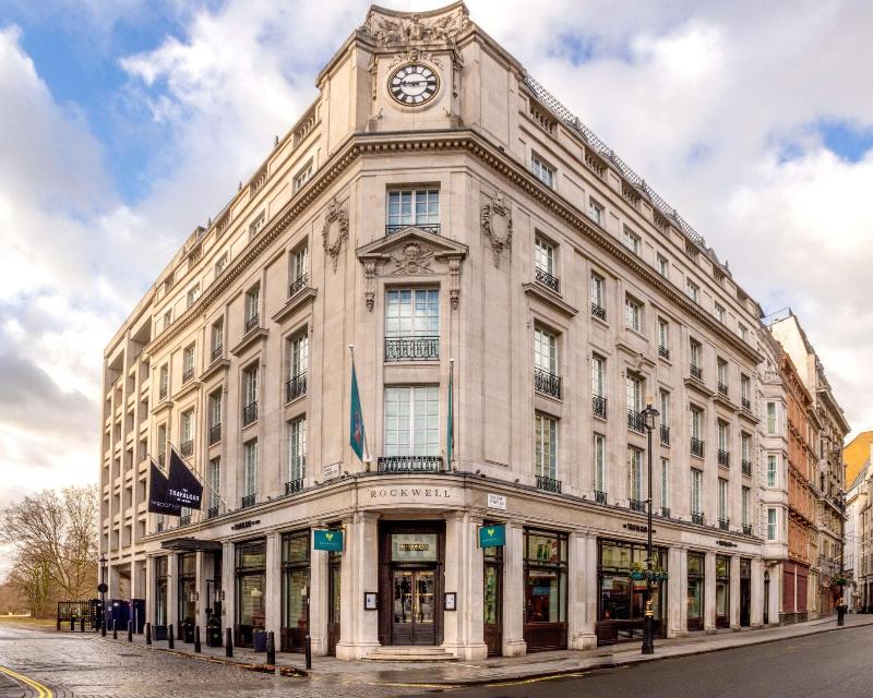 The Trafalgar St. James London, Curio Collection - Genel