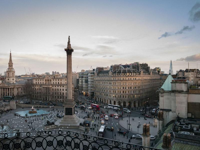 The Trafalgar St. James London, Curio Collection - Genel
