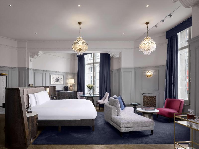 The Trafalgar St. James London, Curio Collection - Oda