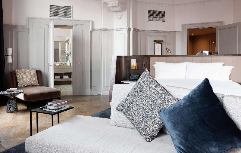 The Trafalgar St. James London, Curio Collection - Oda