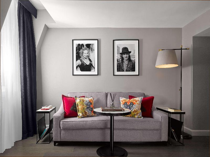 The Trafalgar St. James London, Curio Collection - Oda