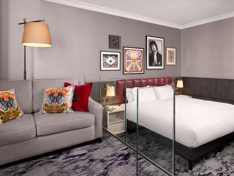 The Trafalgar St. James London, Curio Collection - Oda
