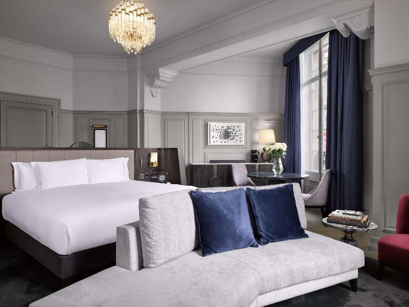 The Trafalgar St. James London, Curio Collection - Oda