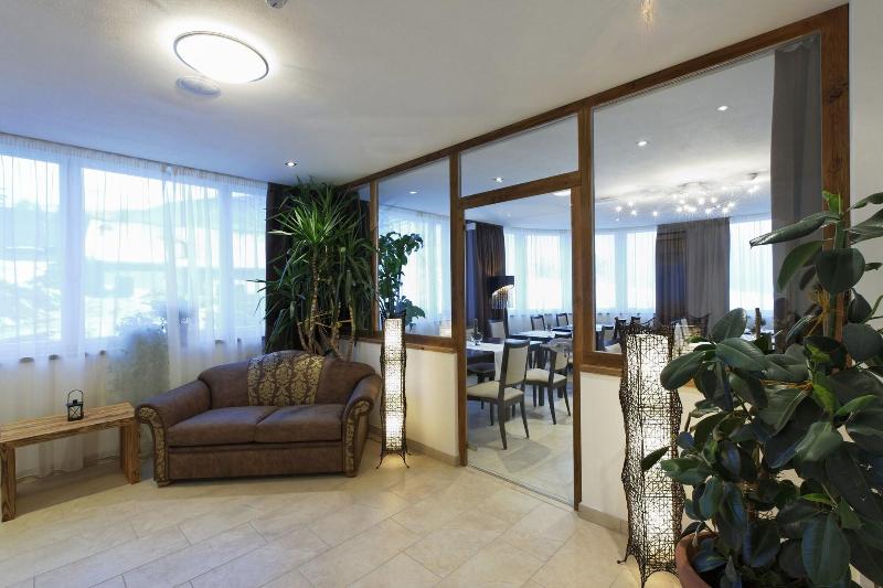 Hotel Amaten - Lobi