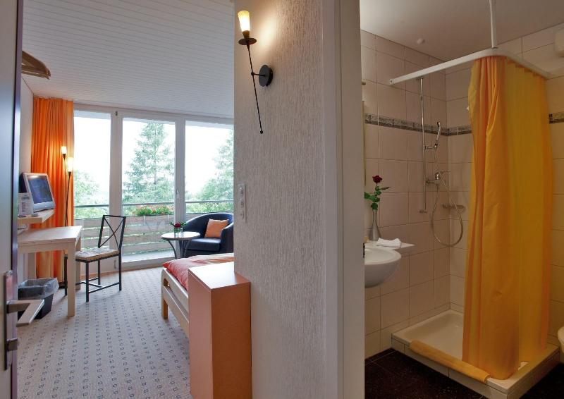 Bad Ramsach Quellhotel - Oda