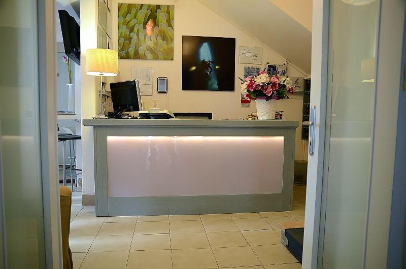 Hotel Kinda - Lobi