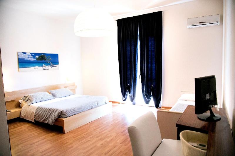 Hotel Kinda - Oda
