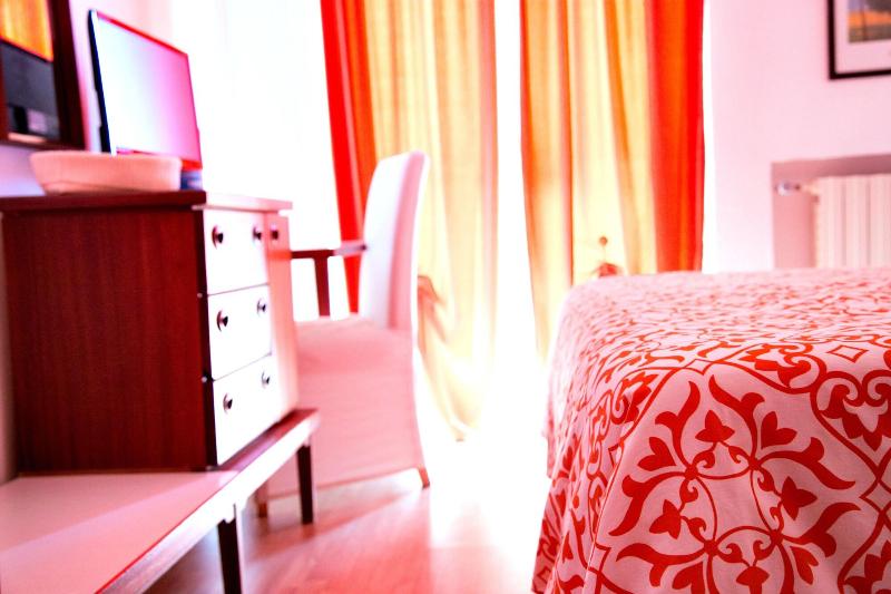 Hotel Kinda - Oda