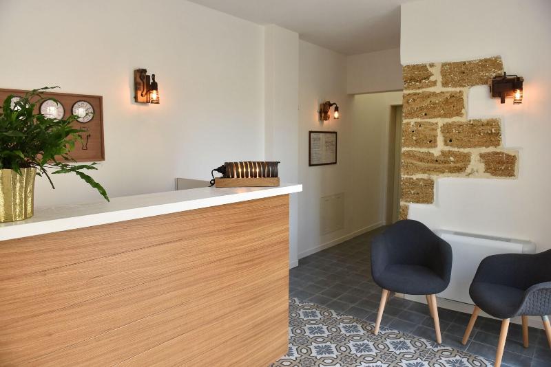 Tobacco Suite - Lobi