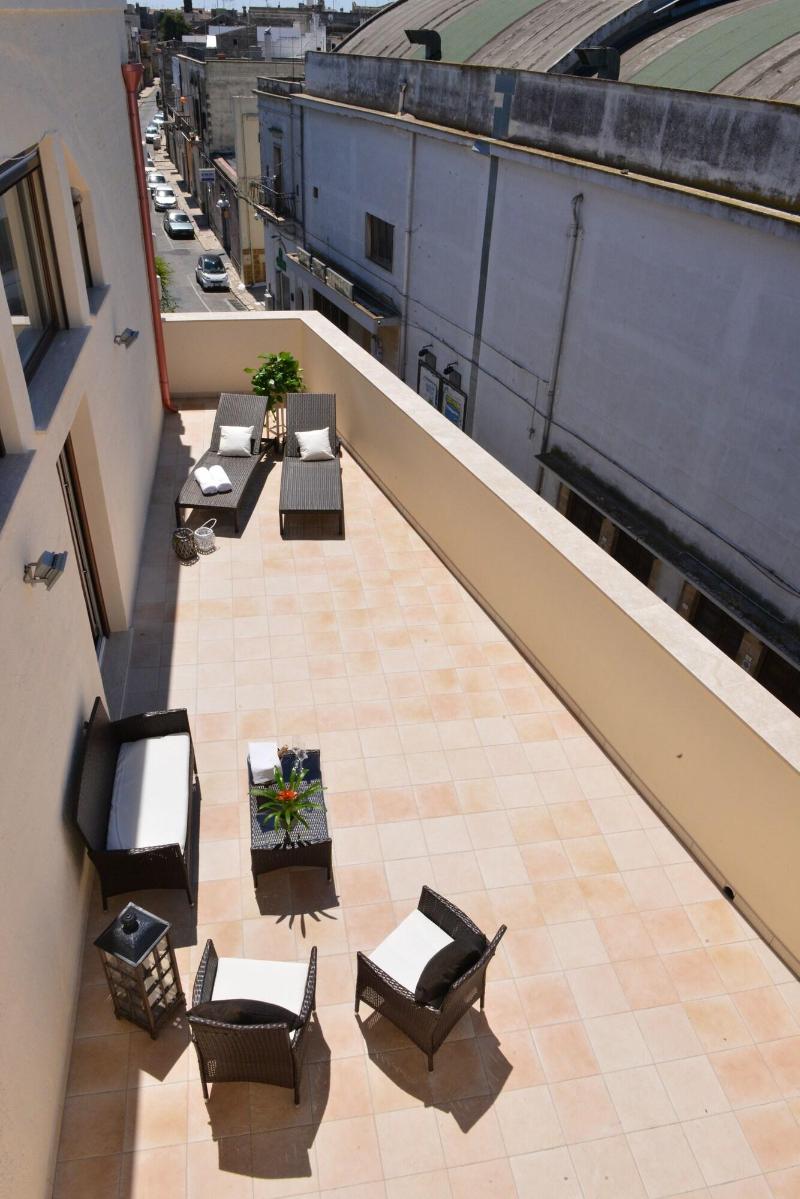 Tobacco Suite - Oda
