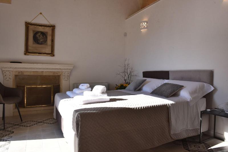 Tobacco Suite - Oda