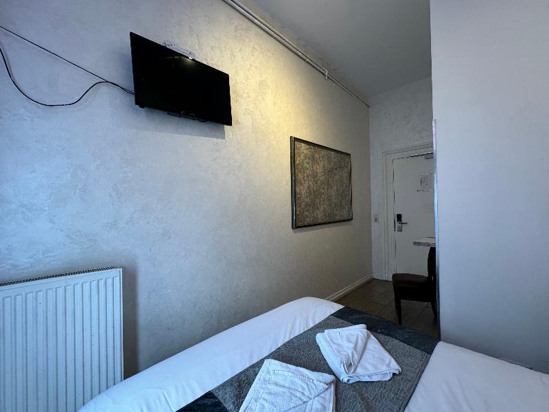 Hotel La Belle Vue - Oda