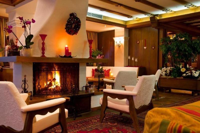 Hotel Ladinia - Lobi