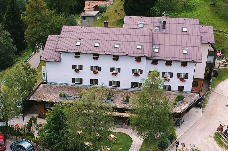 Hotel Compet - Genel