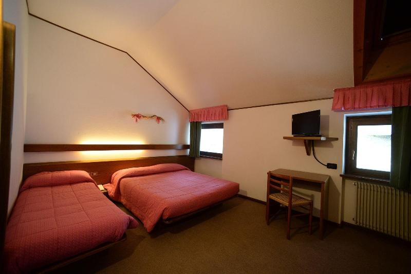 Hotel Compet - Oda