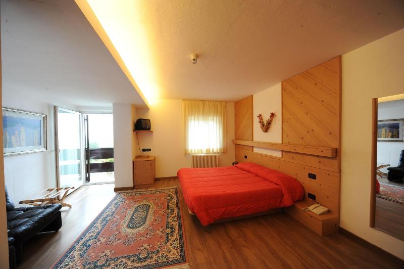 Hotel Compet - Oda