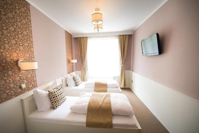 Hotel Golfi - Oda