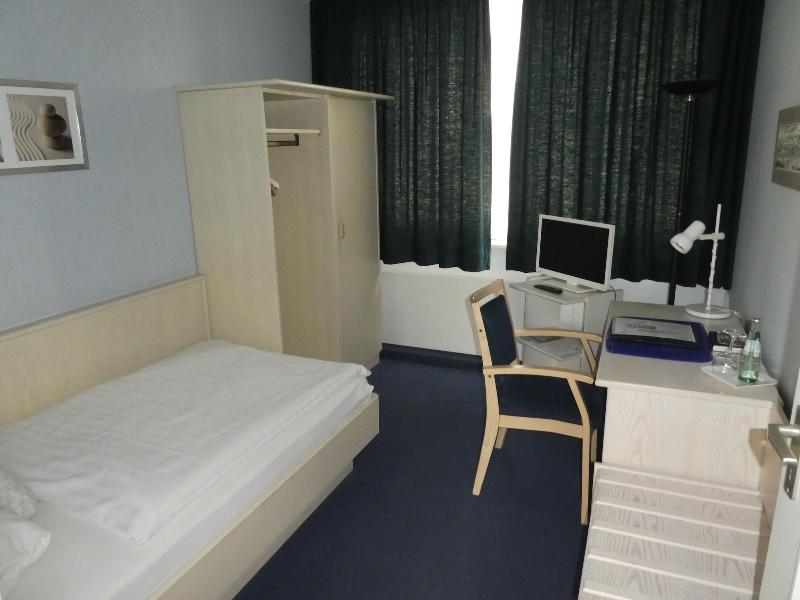 Hotel Lex - Oda