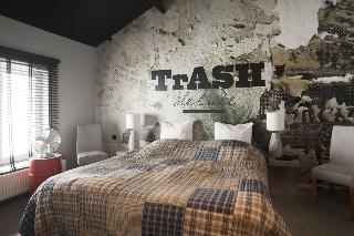 Trash Deluxe fotoÄŸrafÄ±